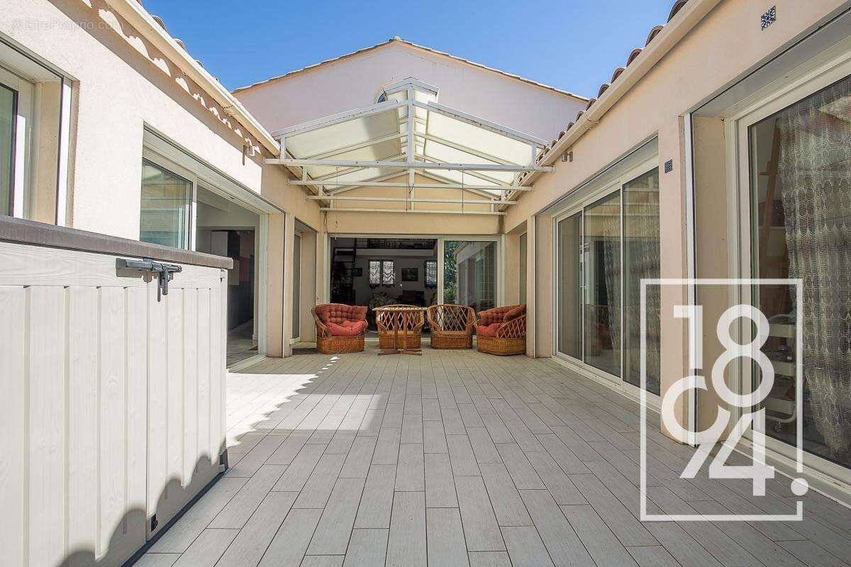 Maison à MARSEILLE-10E