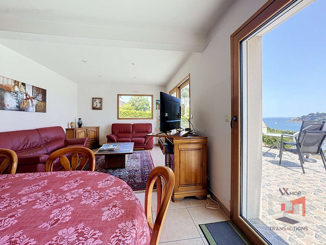 Maison 134 m² à Perros-Guirec  - photo 9