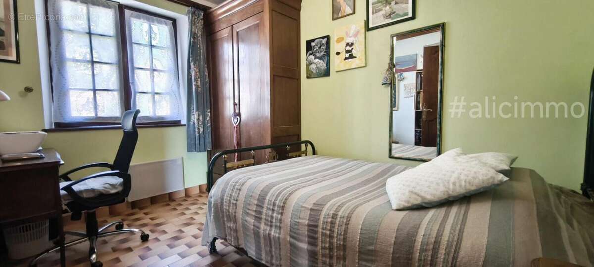 Maison à TALUS-SAINT-PRIX