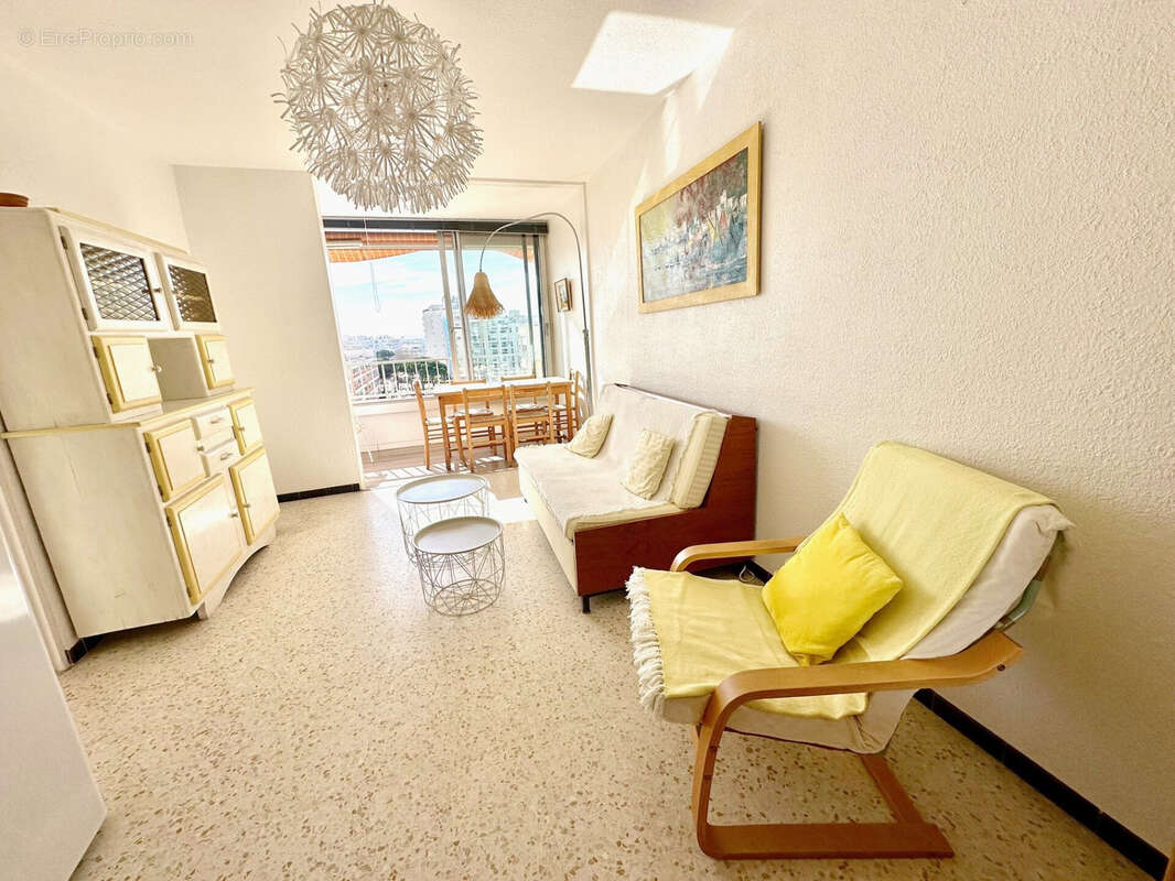 Appartement à CANDILLARGUES