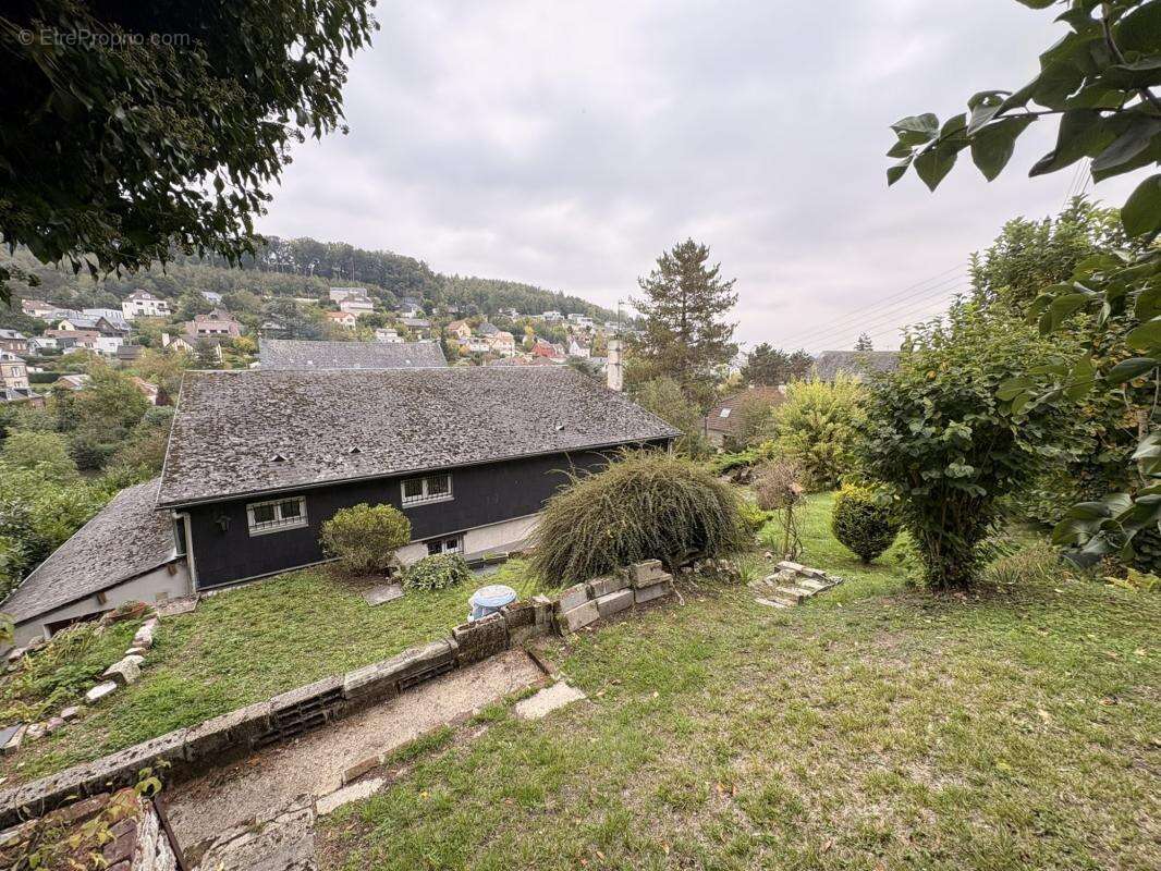 Maison à MONT-SAINT-AIGNAN