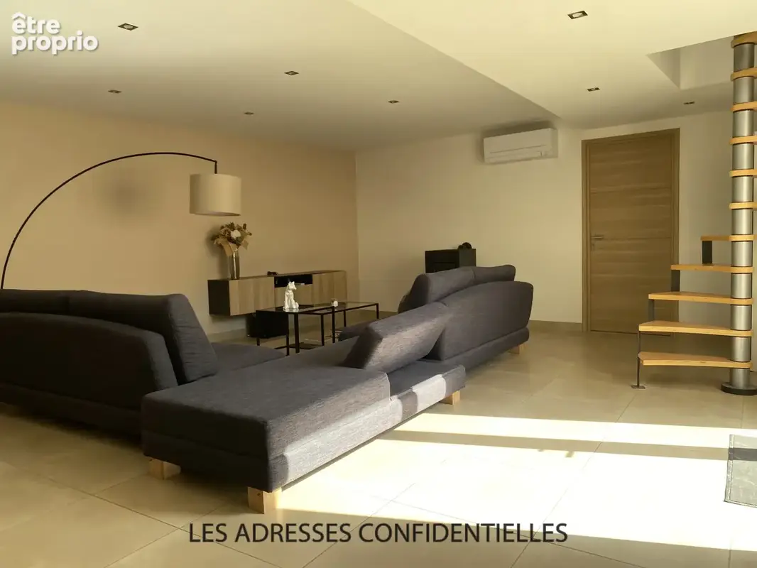 Soucieux en Jarrest, Duplex de 3 pièces de 101 m2  avec terrasse et parkings - photo 4