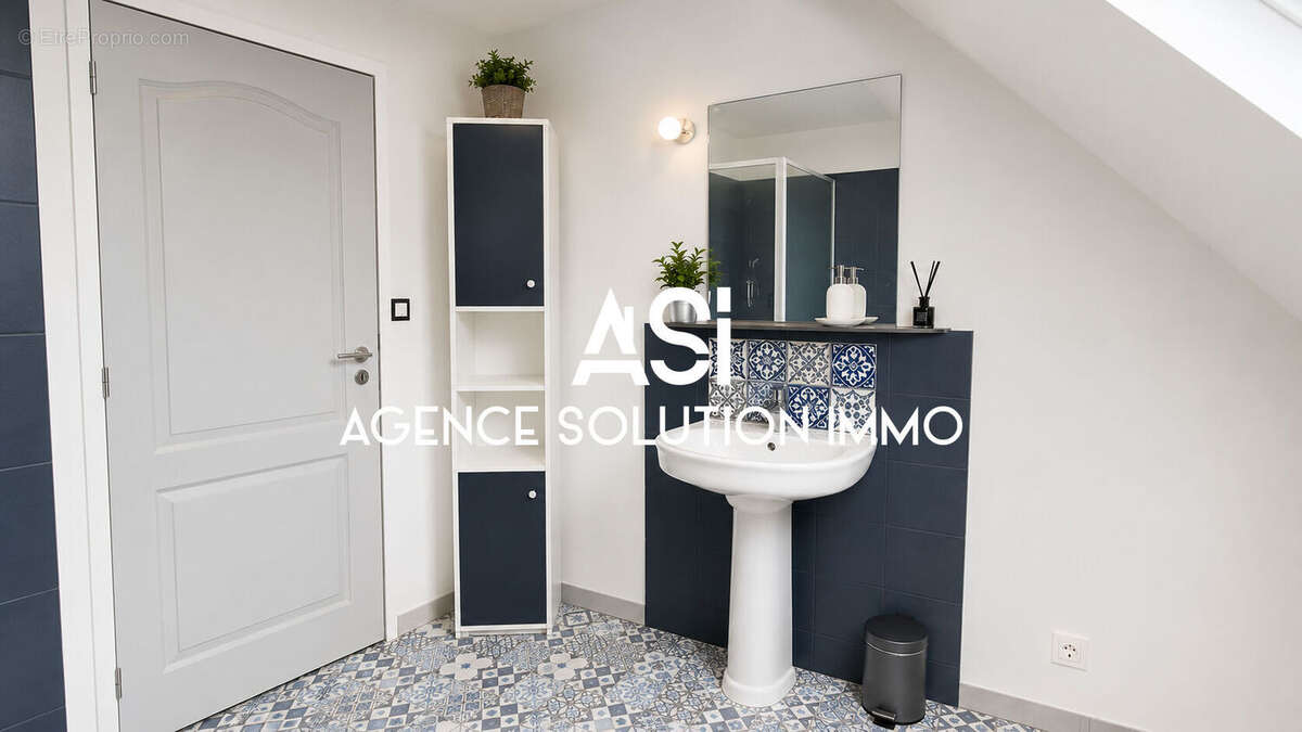Maison Crennes Sur Fraubee 142 m2 - photo 10