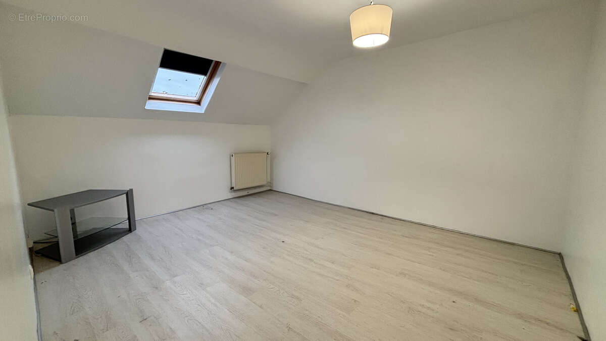 Maison à LA CHAPELLE-DU-NOYER