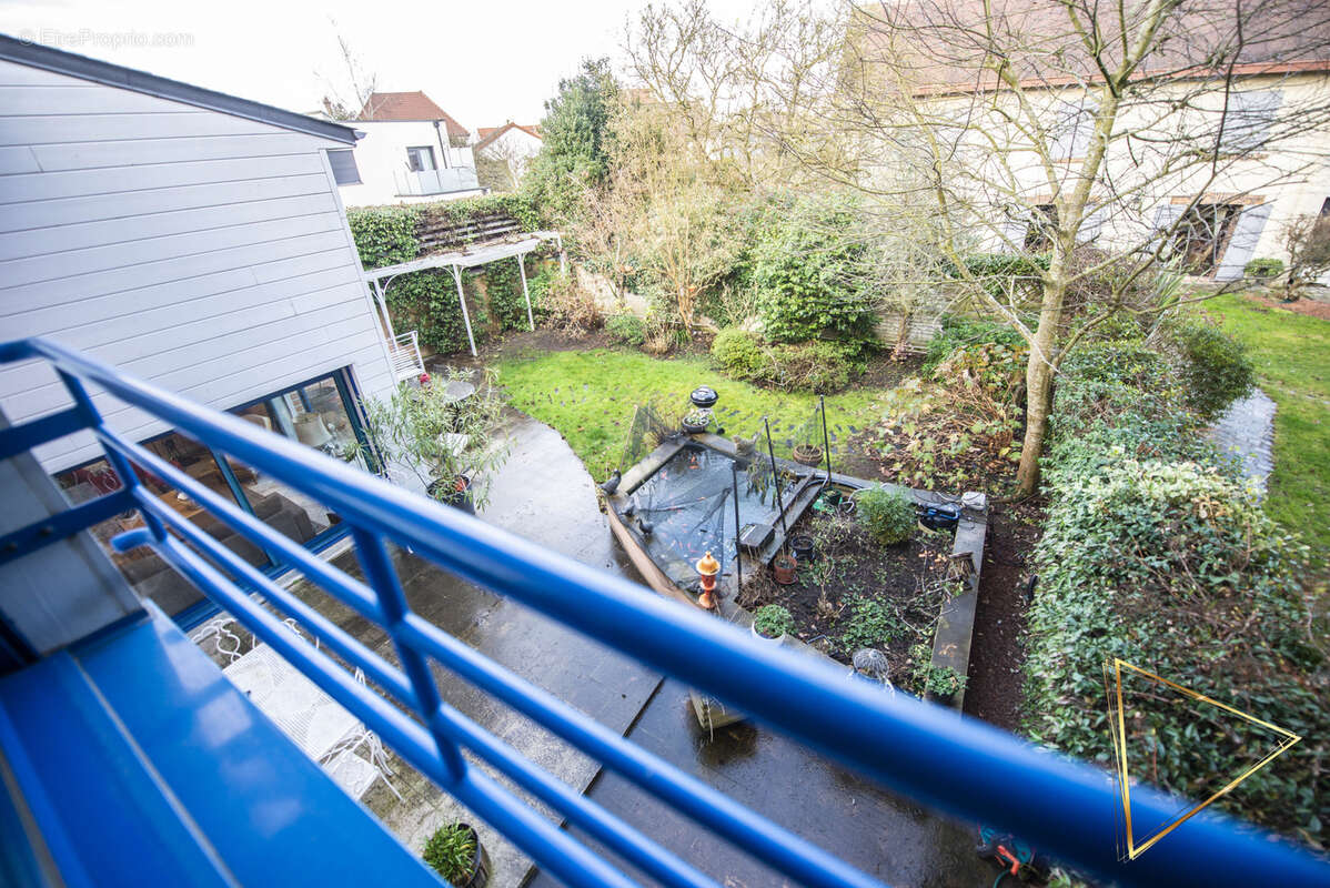 Maison à LIMEIL-BREVANNES