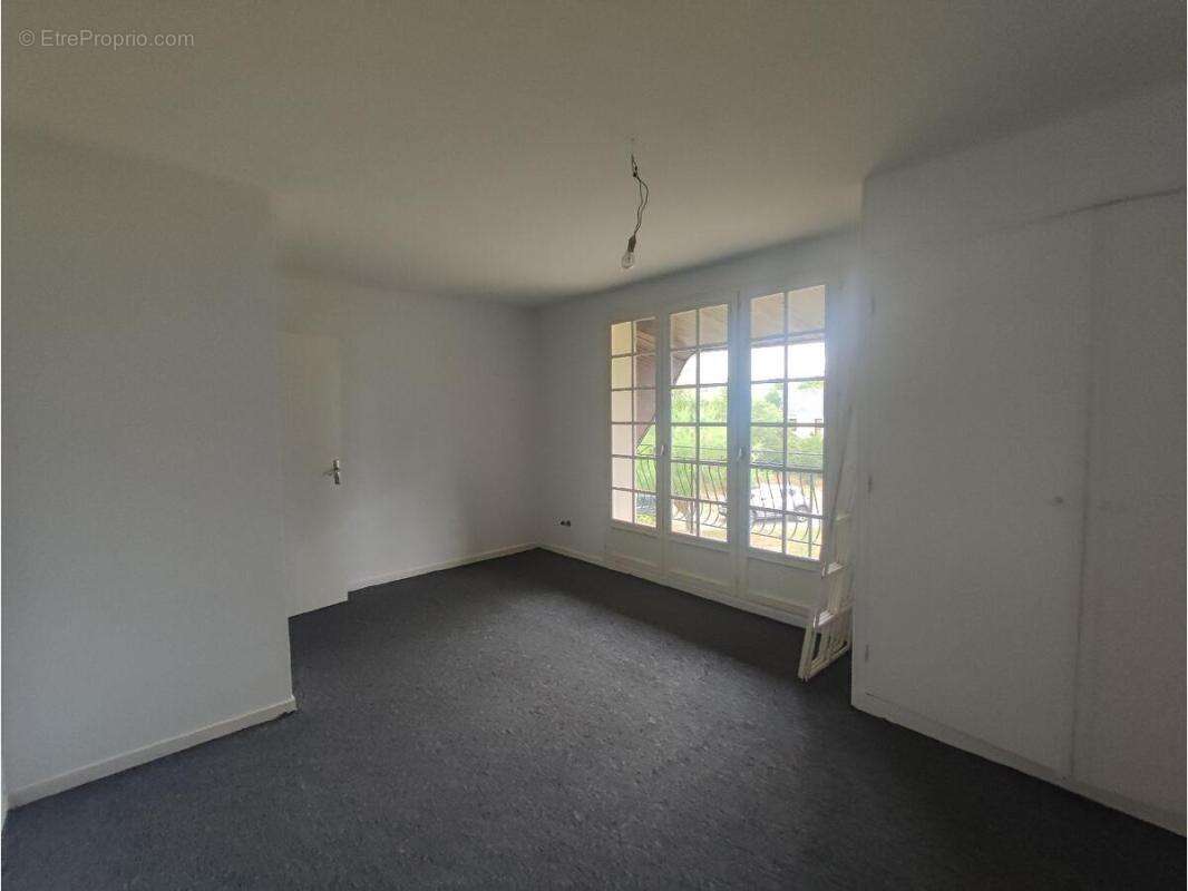 Maison 140 m² à Valframbert  - photo 17