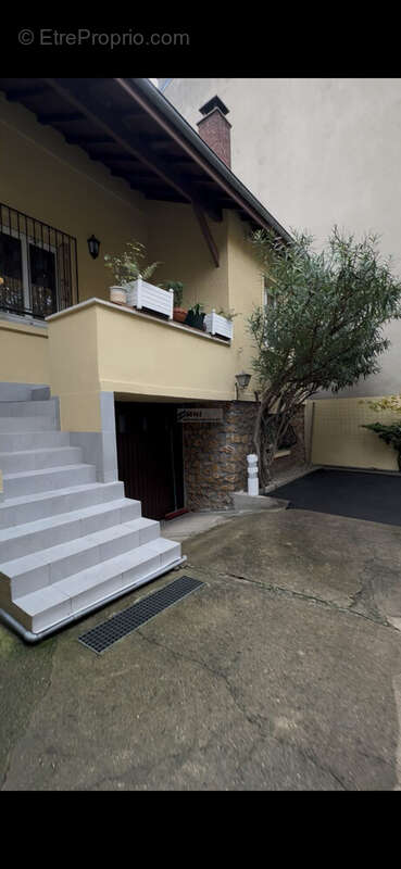 Maison à CHOISY-LE-ROI