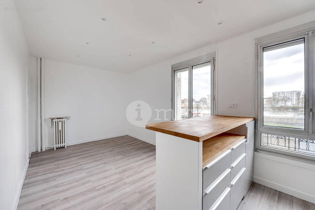 Appartement à ASNIERES-SUR-SEINE