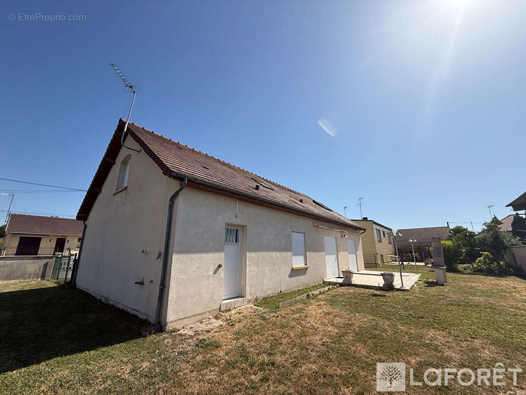 Maison à ROMILLY-SUR-SEINE