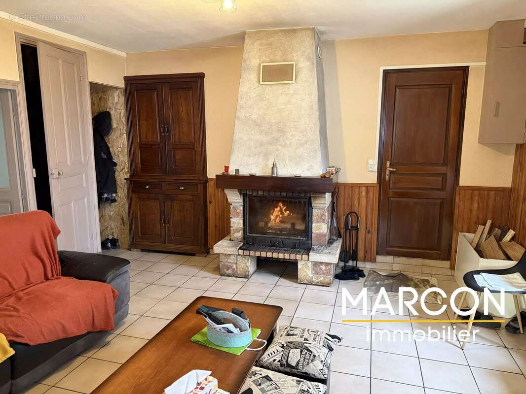 Maison à AUGERES
