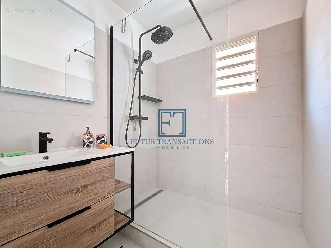 Appartement à LE GOSIER