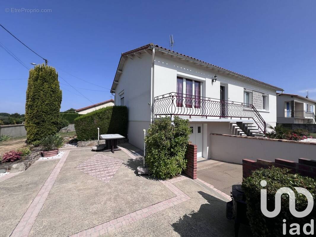 Photo 1 - Maison à LE TALLUD