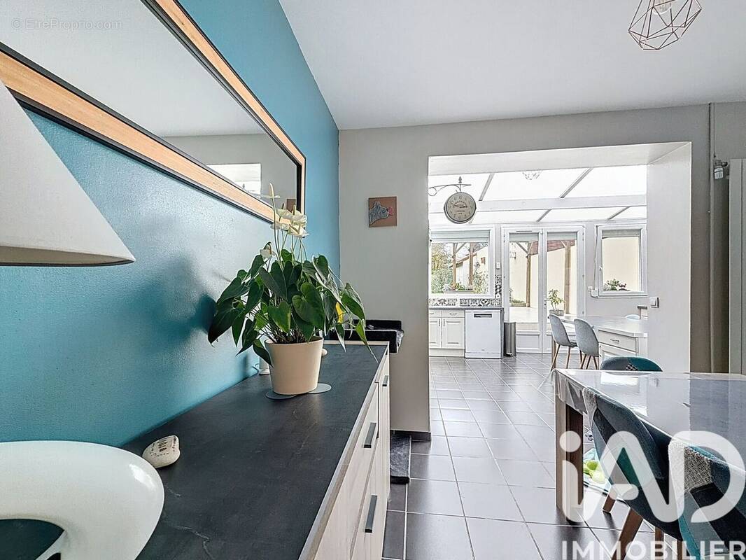 Photo 1 - Maison à SAINT-MARTIN-BOULOGNE