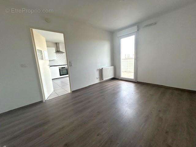   - Appartement à LYON-7E