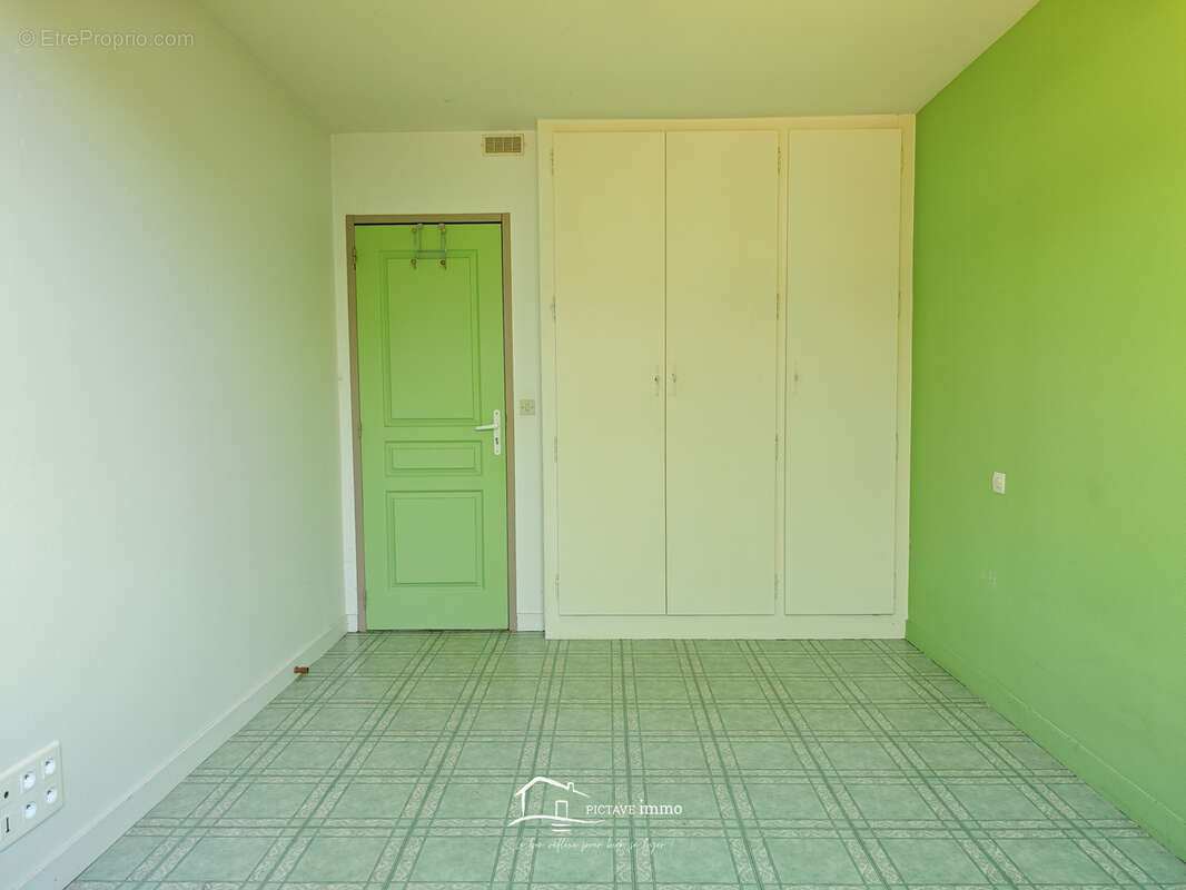 Maison 4 chambres et double garage - photo 7