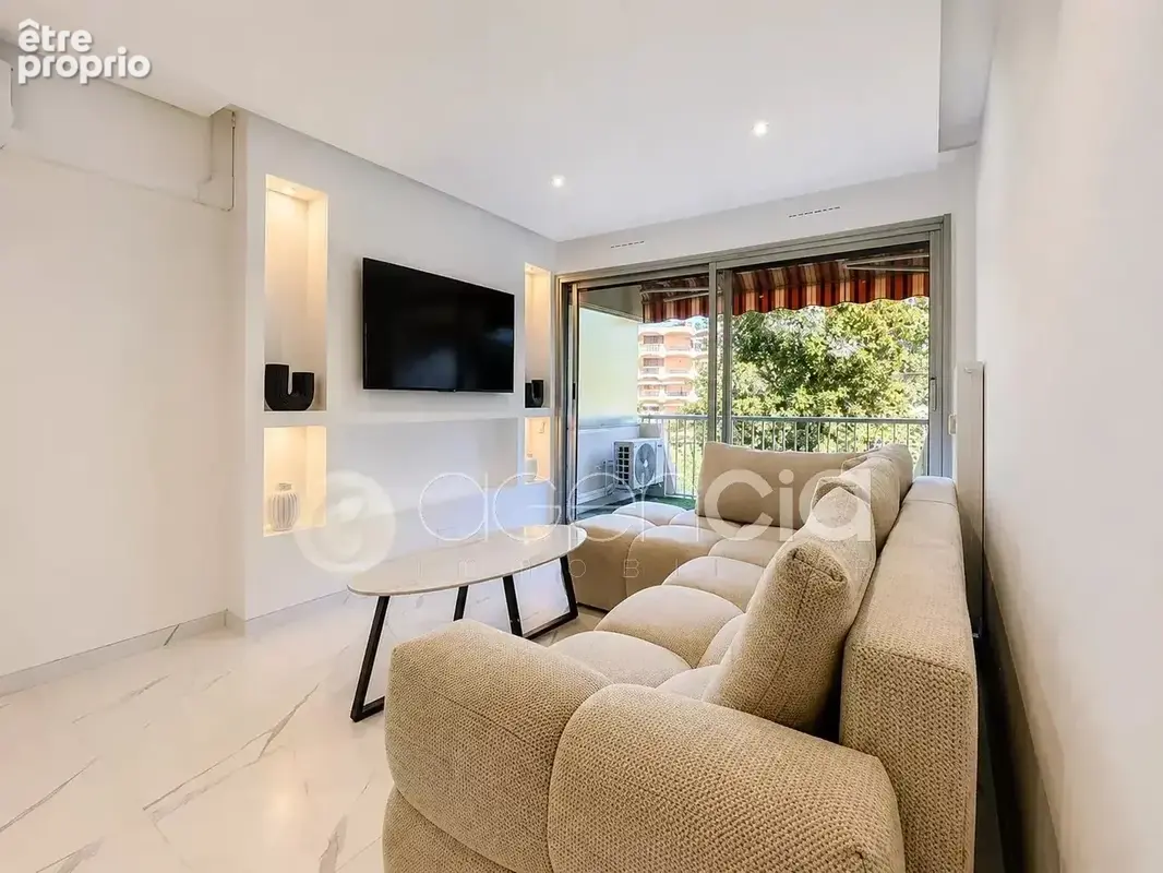 Appartement à MANDELIEU-LA-NAPOULE