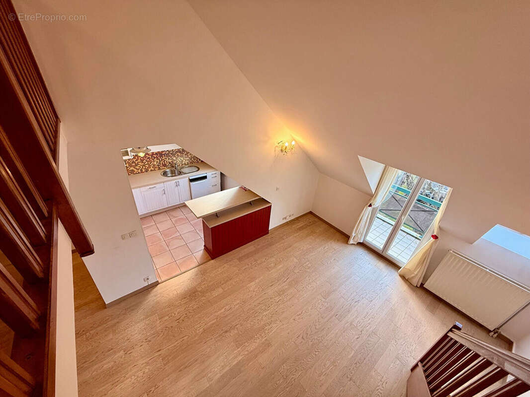 Appartement à BRIE-COMTE-ROBERT