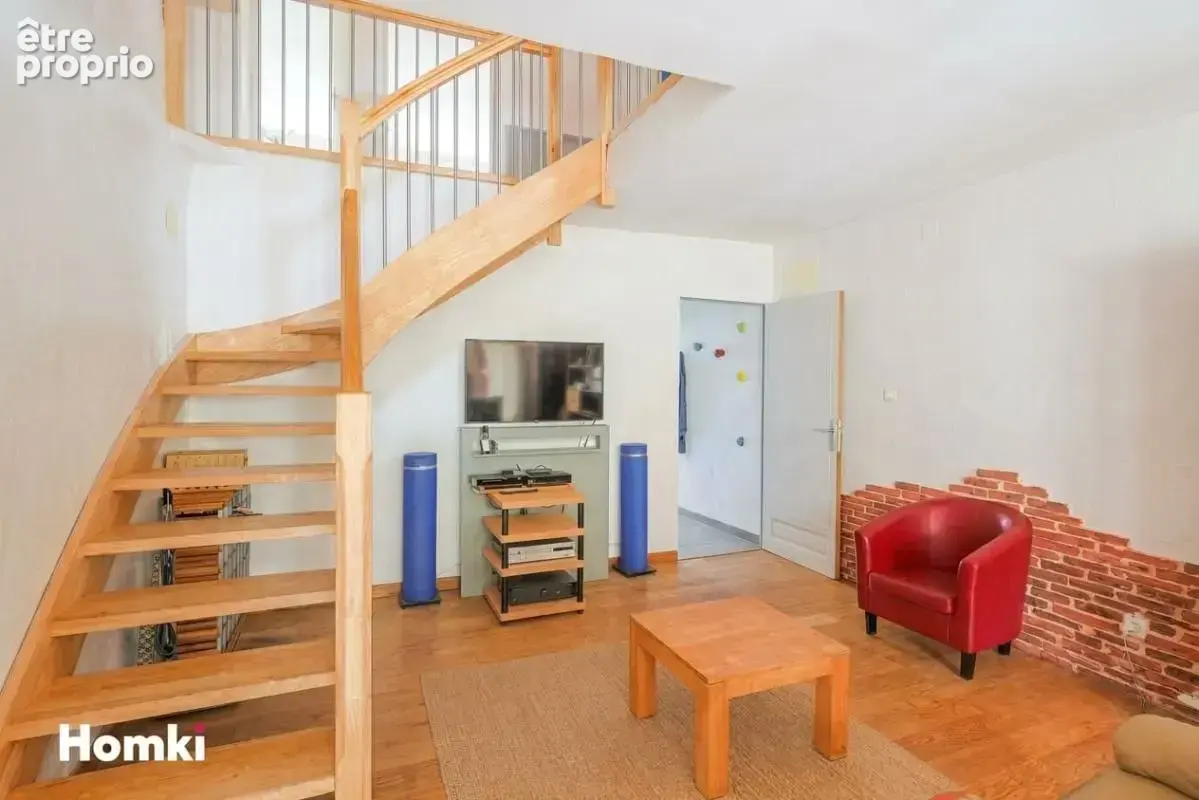 Charmante maison de ville T4 de 96 m² avec extérieur – En plein centre de Grenade - photo 2