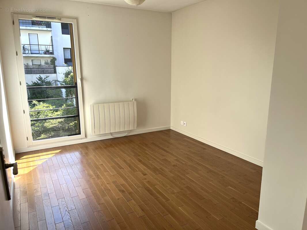 4 Pièces + 2 Balcons + 1 Parking + 1 Cave - photo 6