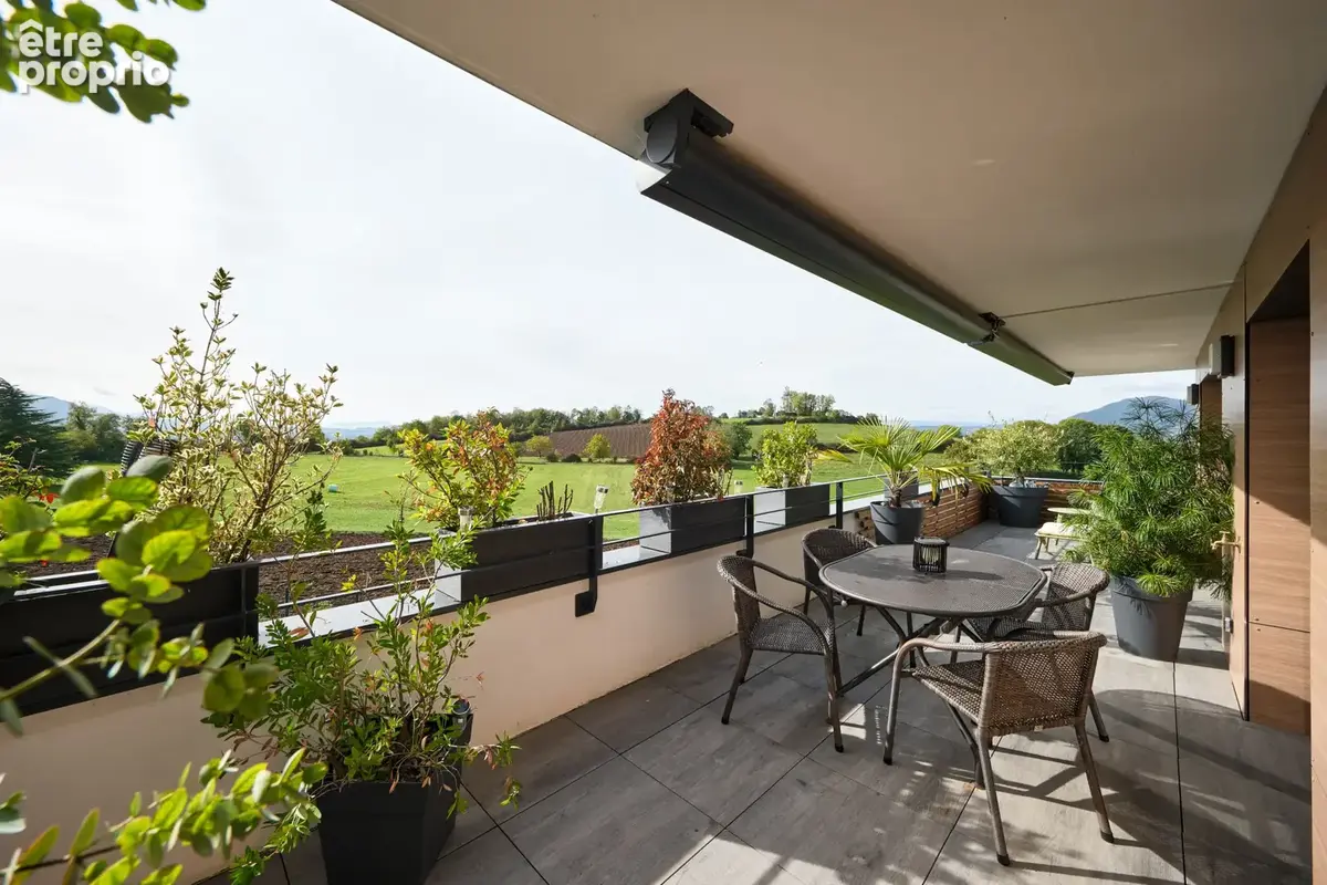 Annecy le vieux standing t4/5 dernier etage avec grande terrasse - photo 1