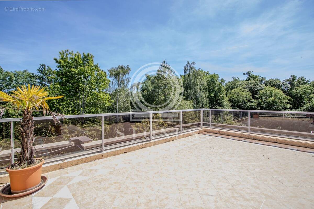 Appartement à BOUGIVAL