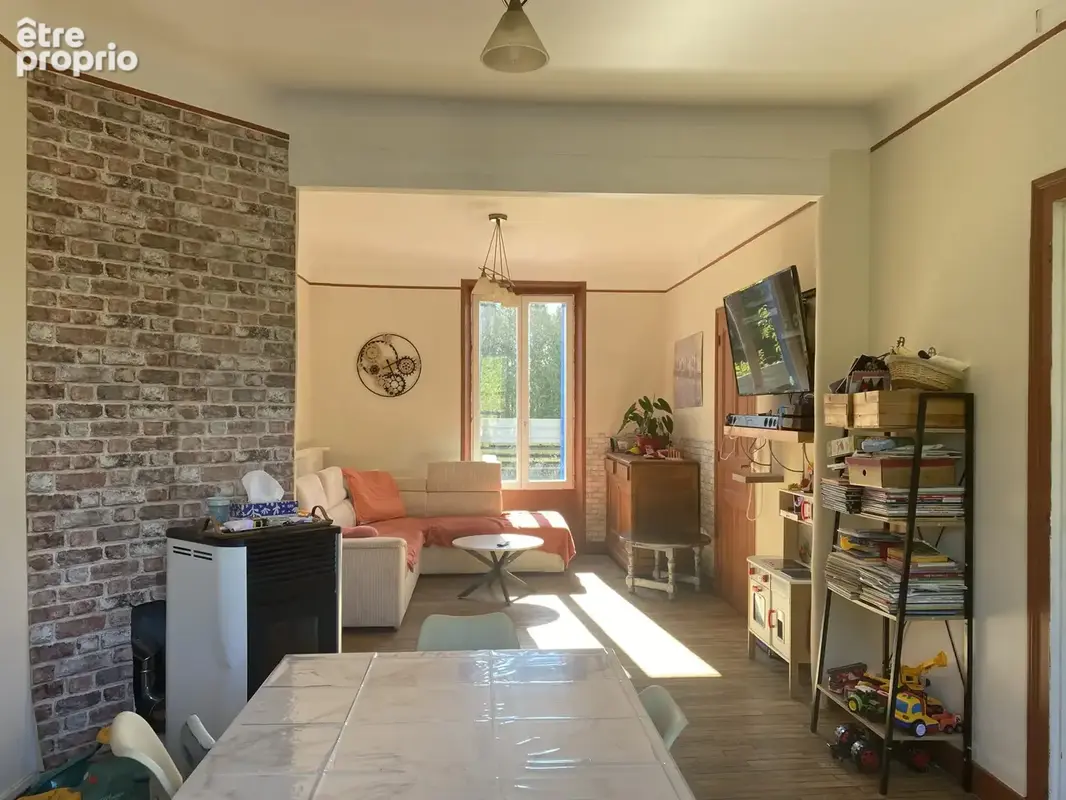 Maison 135 m² à Bugeat  - photo 3