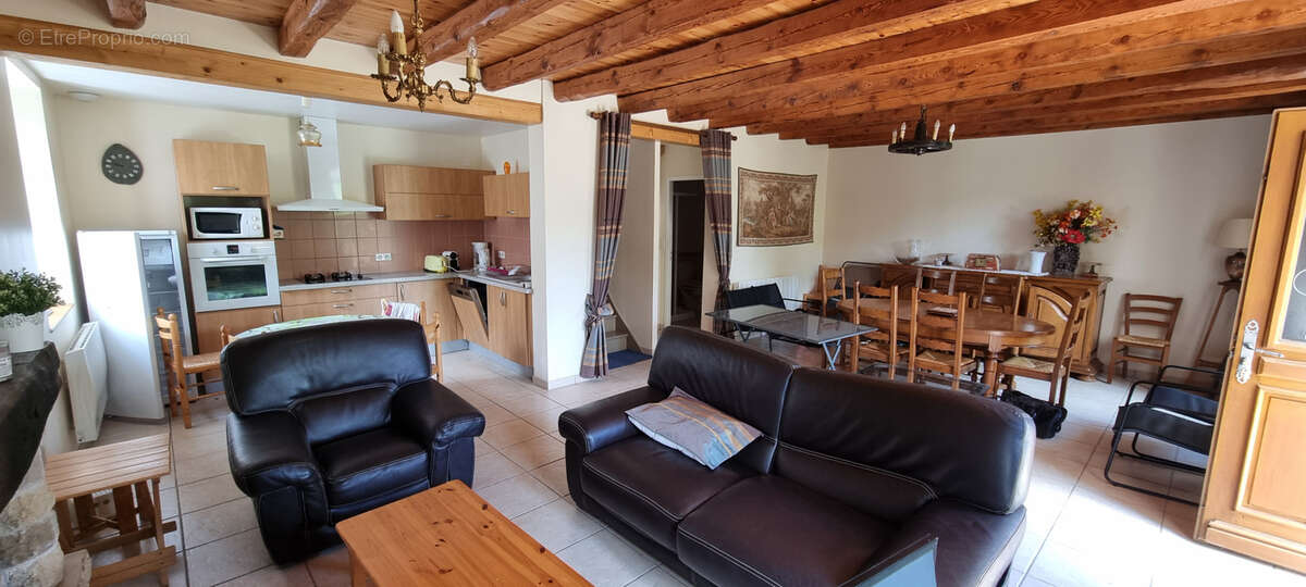 Belle propriété sur l'Aubrac - photo 3
