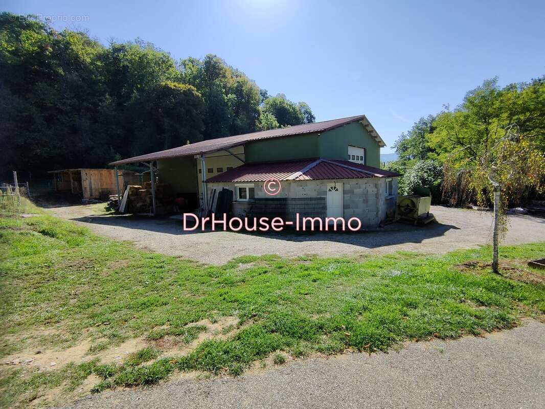 Maison à SAINT-VERAND