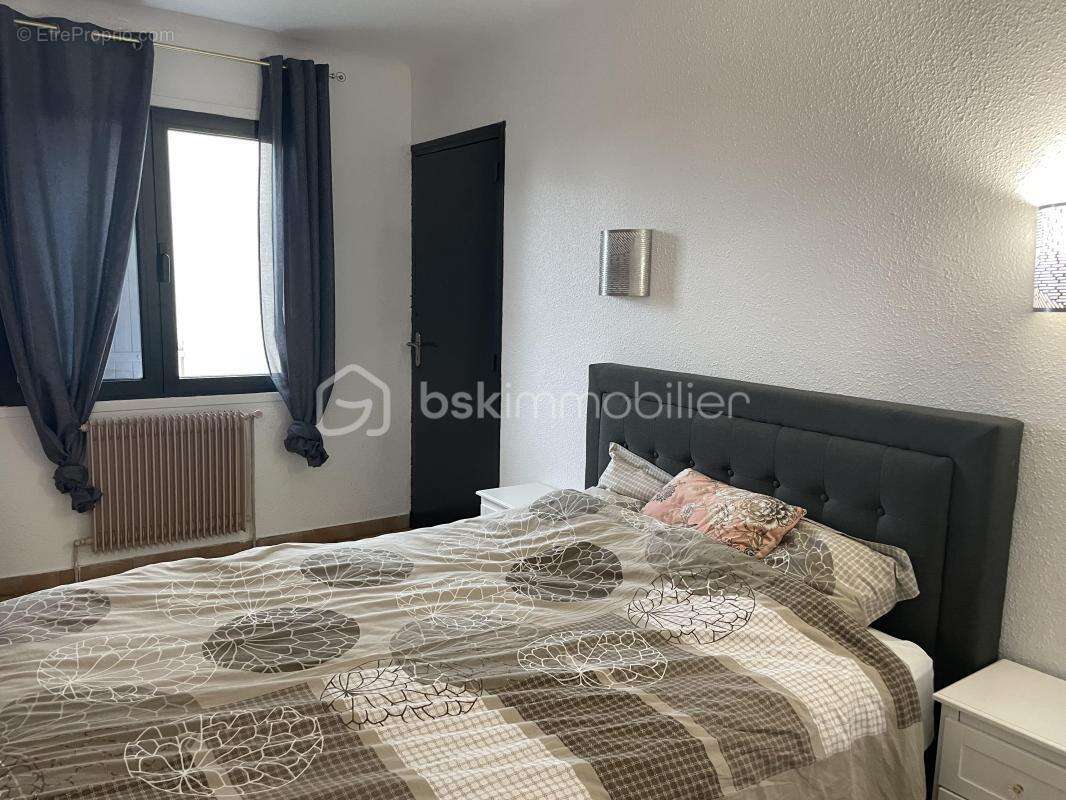 Maison divisee en t4, t3 et t2 - photo 5