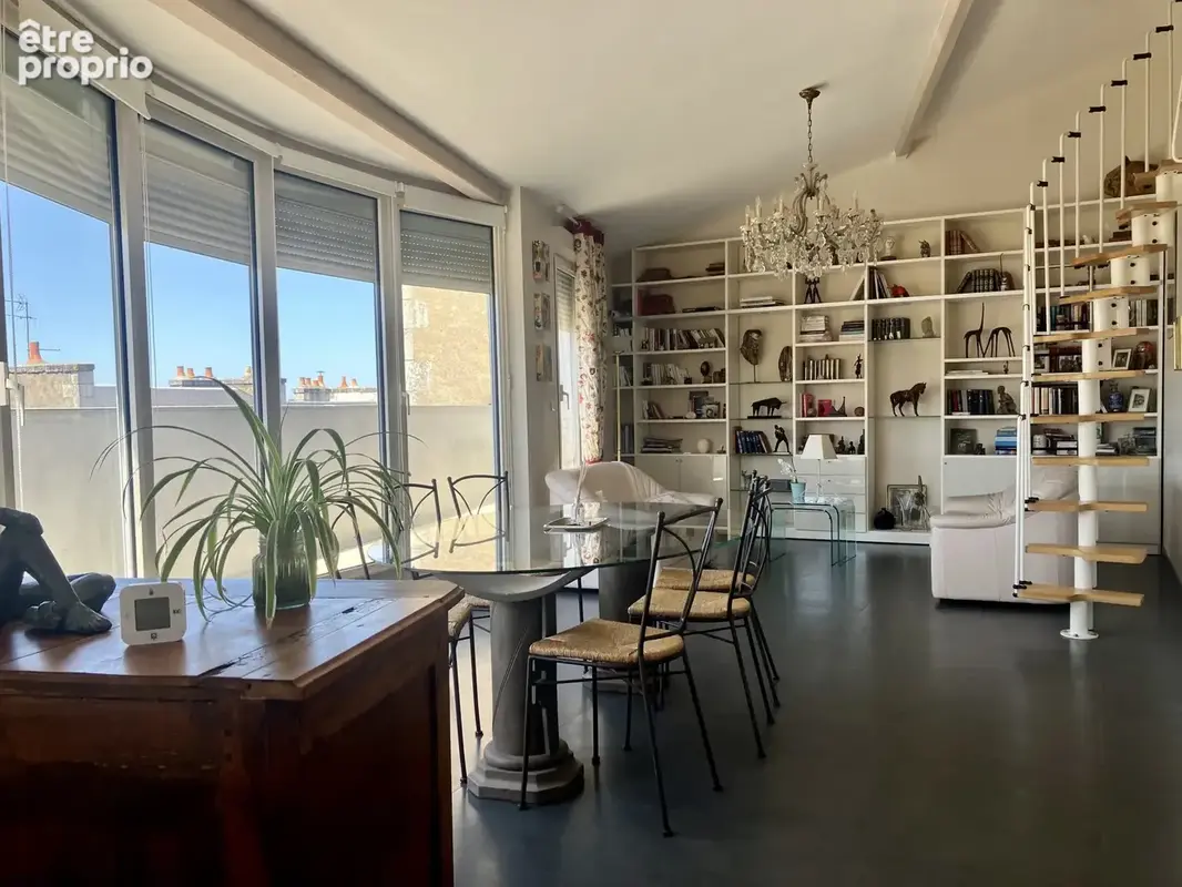 Appartement 94 m² à Poitiers  - photo 4