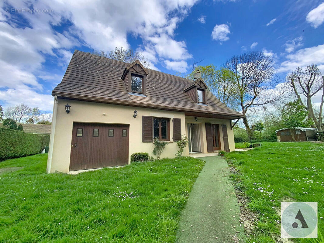 Maison à HEROUVILLETTE