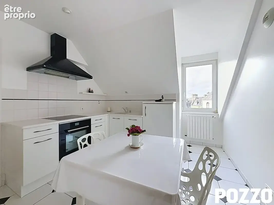 Appartement  centre ville Coutances 3 pièce(s) 99 m2 vue dégagée sur parc - photo 7