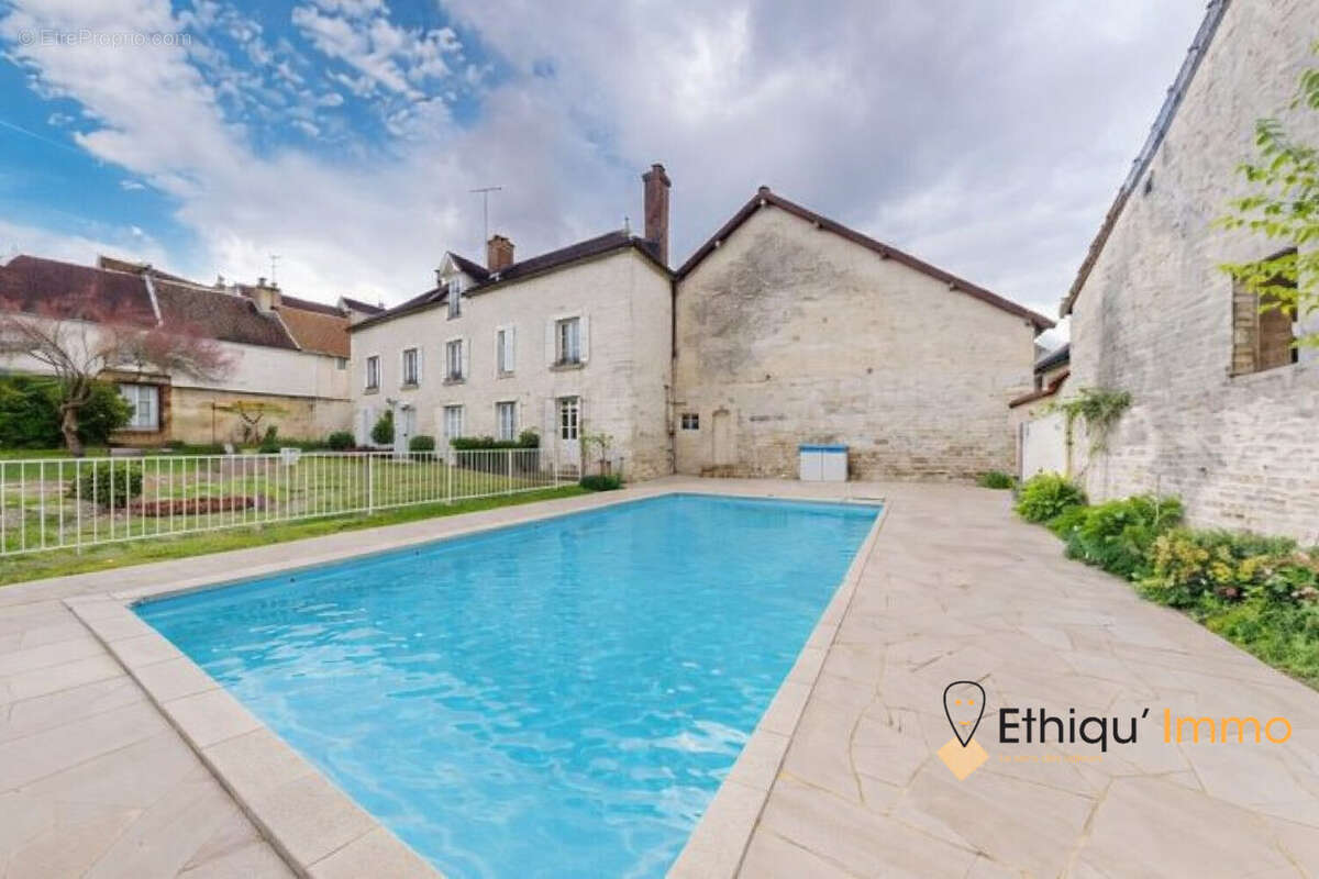 Maison à ESSOYES