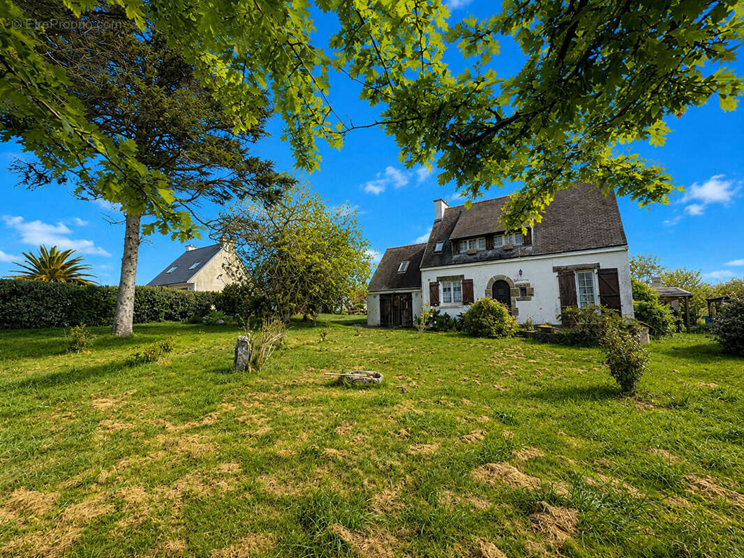 Maison à SAINT-NIC