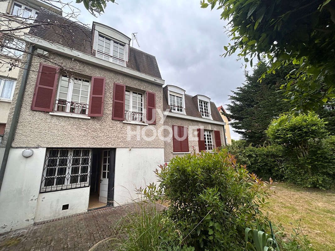 Maison à LES PAVILLONS-SOUS-BOIS