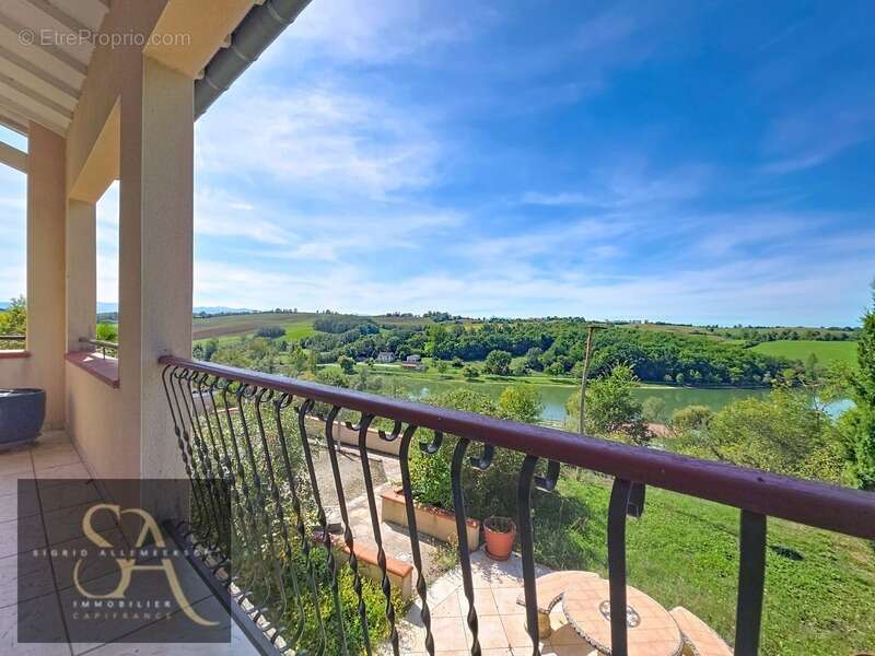 Maison à CARLA-BAYLE