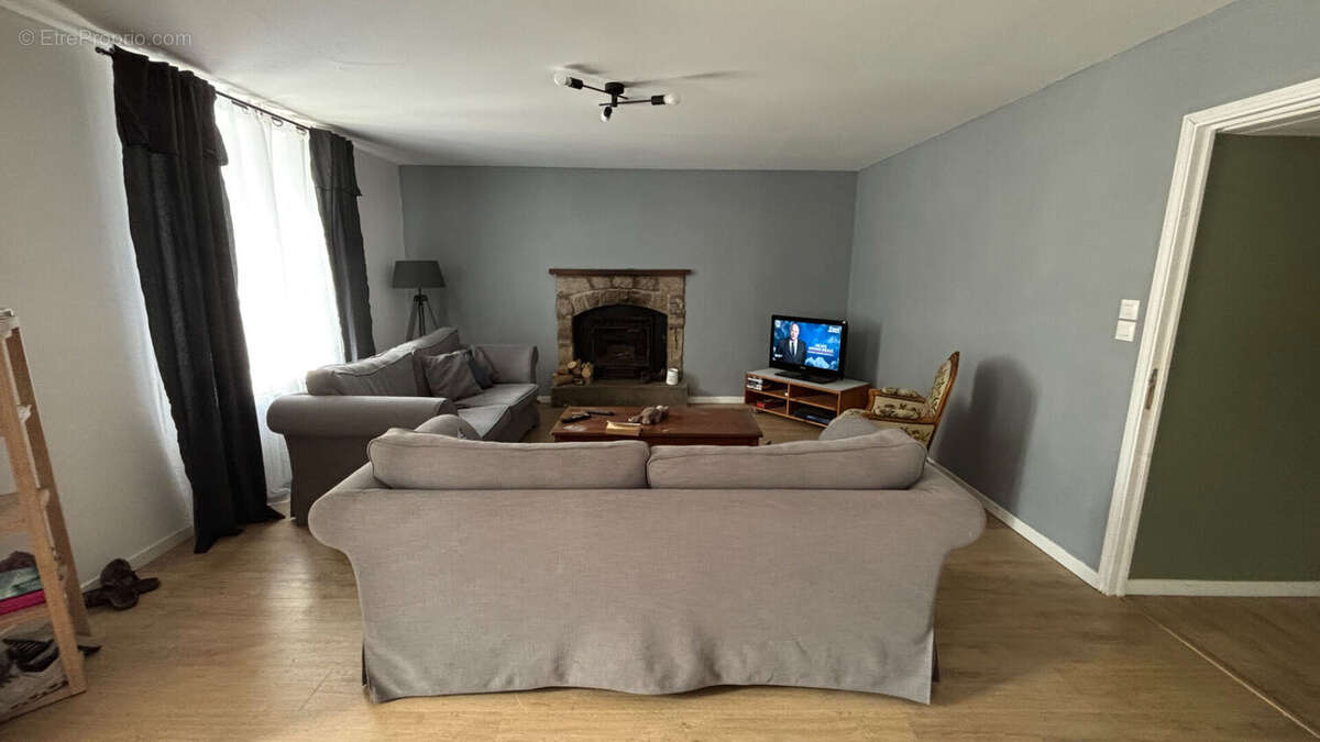 Maison à SAINT-MALO-DES-TROIS-FONTAINES