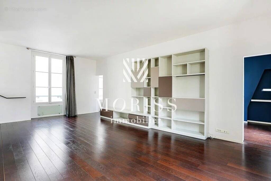 Appartement à PARIS-19E