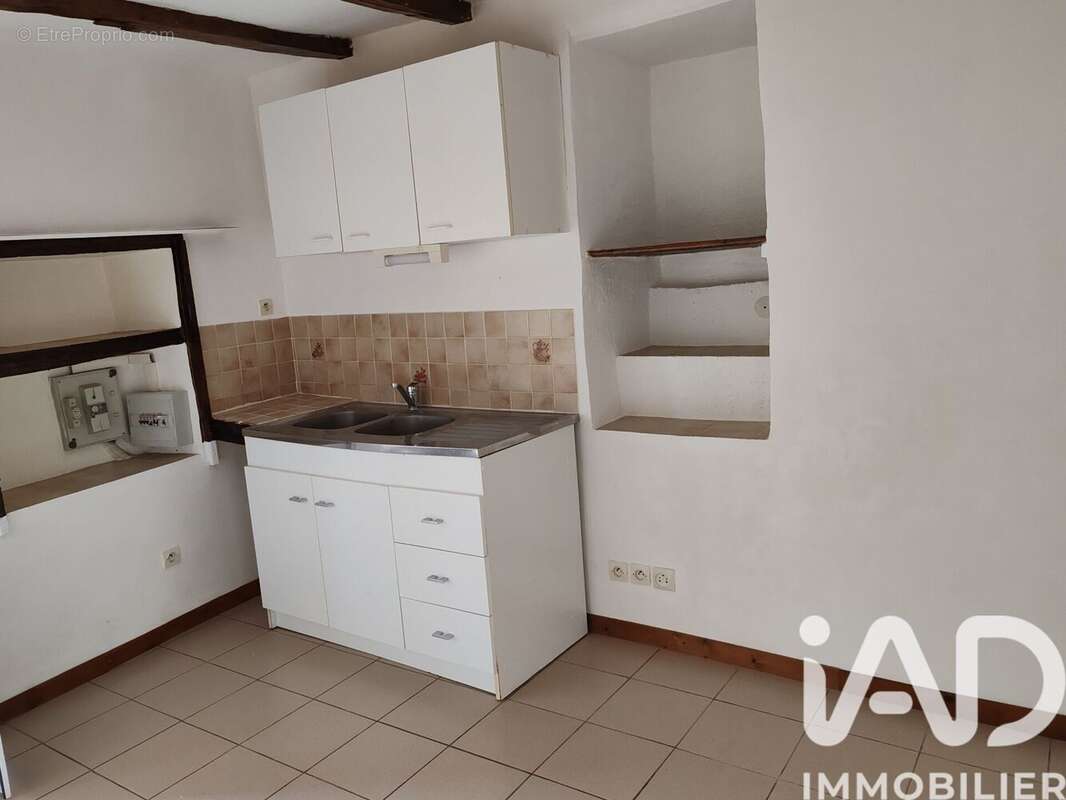 Appartement 180 m² à Cernusson  - photo 9