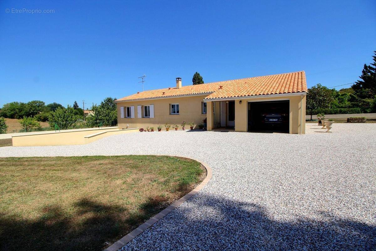 Maison à ECURAT
