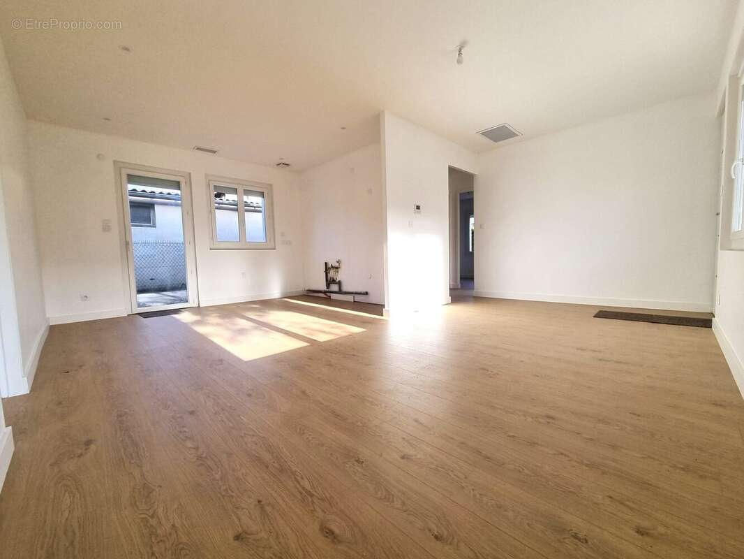 Maison à FENOUILLET