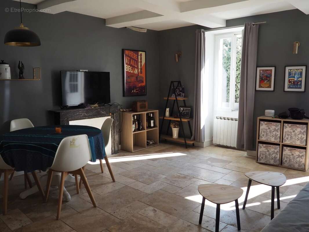 Maison à LA GARDE-FREINET