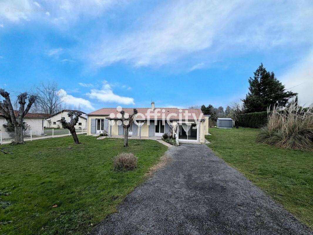 Maison à CASTILLONNES