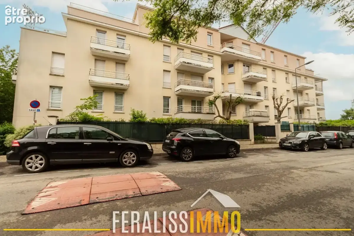 Appartement F3 très bien agencé avec terrasse et jardin ! - photo 12