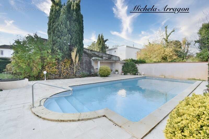 Une maison lumineuse avec piscine et jardin, à vivre pleinement au cœur de Villeneuve-sur-Lot - photo 17