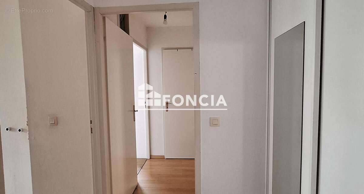 Appartement à SAINT-GENIS-POUILLY