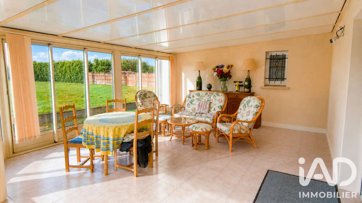 Maison 126 m² à Varennes-Les-Narcy  - photo 7
