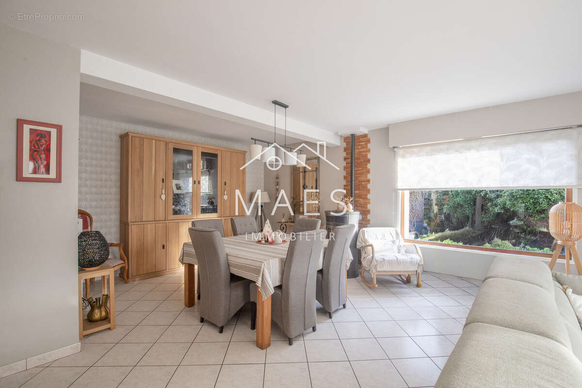 Maison à WAMBRECHIES