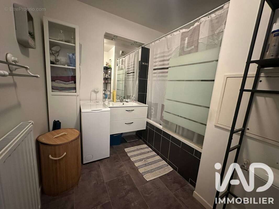 Photo 8 - Appartement à LIEUSAINT