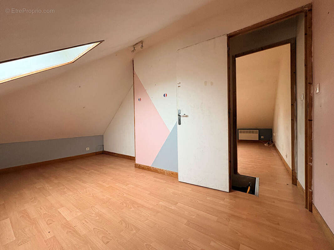 Maison à SAINT-QUENTIN